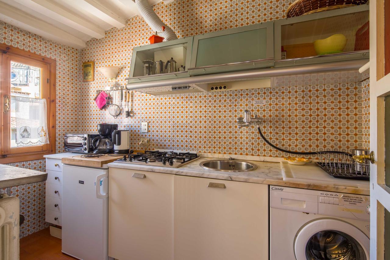 Typical Florentine Apartment Флоренция Екстериор снимка