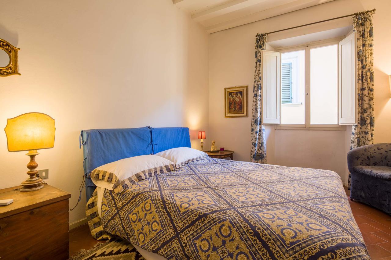 Typical Florentine Apartment Флоренция Екстериор снимка